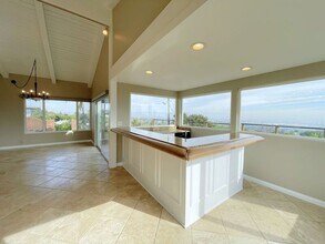 2300 Sparta Dr in Rancho Palos Verdes, CA - Building Photo - Building Photo