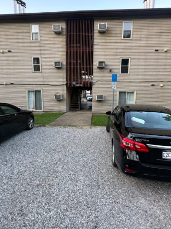4920 Lancaster Ave in Charleston, WV - Building Photo - Building Photo