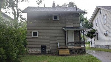 1155 Big Falls Ave in Akron, OH - Building Photo - Building Photo