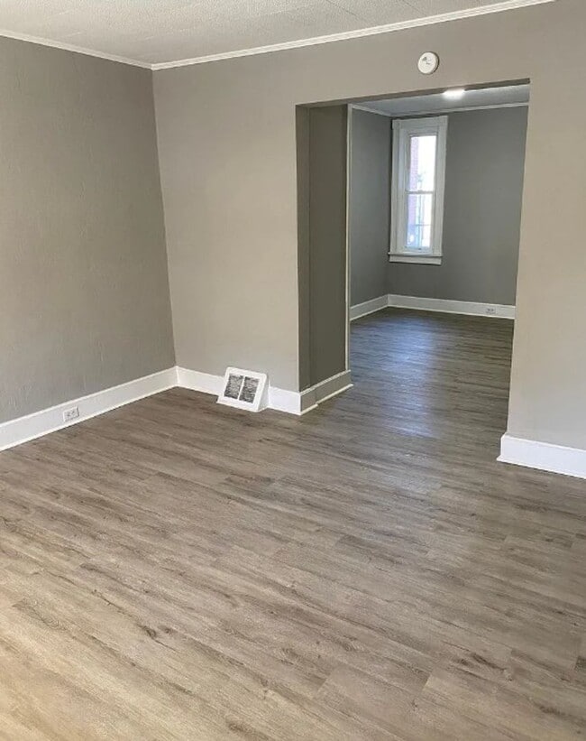 1419 W King St in West York, PA - Foto de edificio - Building Photo