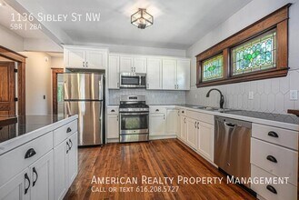 1136 Sibley St NW in Grand Rapids, MI - Building Photo - Building Photo