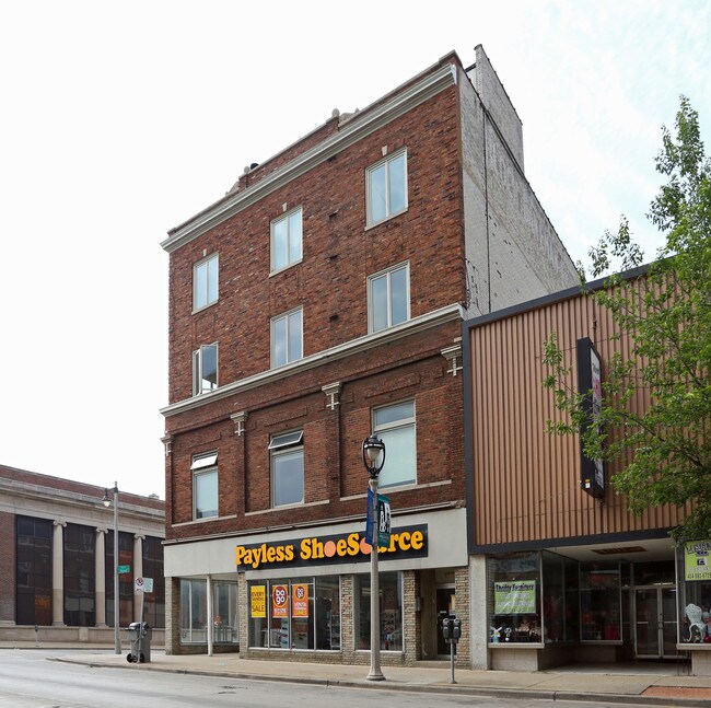 1003 W Historic Mitchell St in Milwaukee, WI - Building Photo - Building Photo
