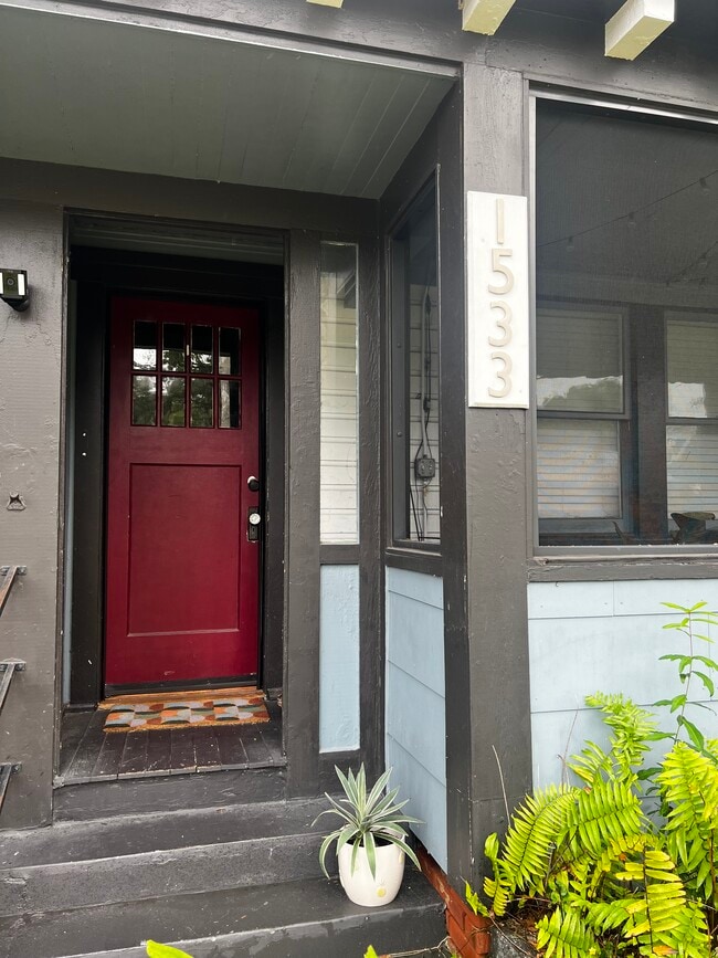 1533 Hough St in Ft. Myers, FL - Building Photo - Building Photo