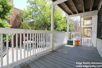 23 Claymoss Rd, Unit 1 in Boston, MA - Foto de edificio - Building Photo