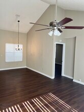 2400 Glenmore Ct SW in Marietta, GA - Building Photo - Building Photo
