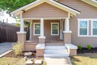 3315 W 5th St in Fort Worth, TX - Building Photo - Building Photo