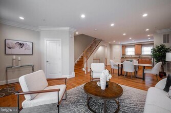 420 Cook St in Alexandria, VA - Building Photo - Building Photo