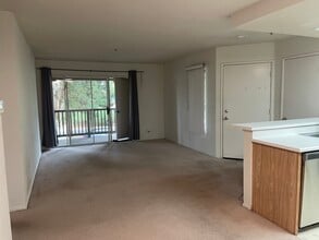 2800 Keller Dr, Unit 233 in Tustin, CA - Foto de edificio - Building Photo