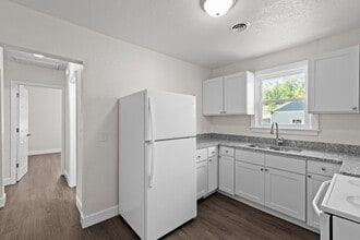 4564 Bankhead Ave in Norfolk, VA - Building Photo - Building Photo