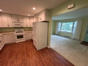 3700 S 16th St in Lincoln, NE - Building Photo - Building Photo