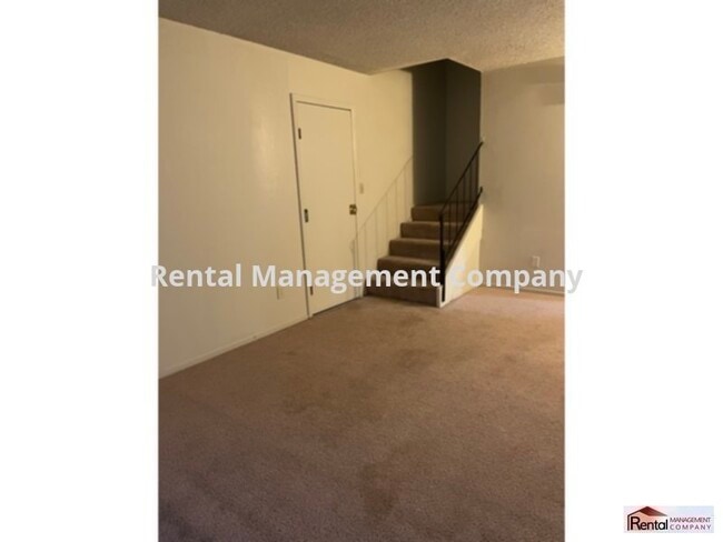 4835 N Winery Cir in Fresno, CA - Building Photo - Building Photo