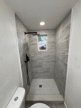 2429 Sandy Ln in Orlando, FL - Building Photo - Building Photo