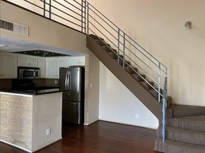 64 Mar Vista Ave in Pasadena, CA - Building Photo - Building Photo