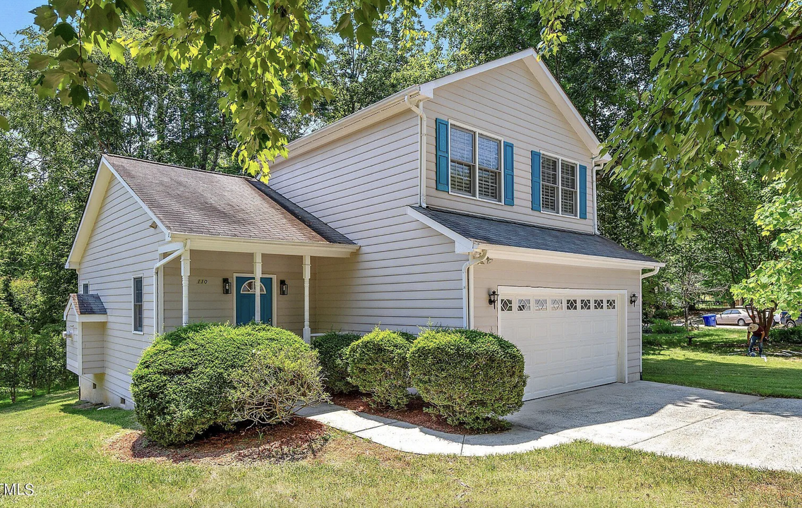 110 Sudbury Ln in Chapel Hill, NC - Building Photo