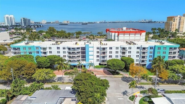 property at 1555 N Treasure Dr