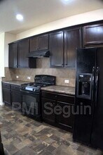 111 Hoya Ln in San Marcos, TX - Building Photo - Building Photo