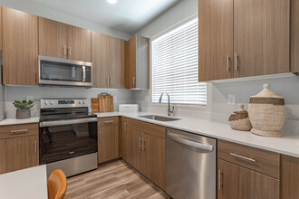 Village at Harvard Crossing in Goodyear, AZ - Building Photo - Interior Photo