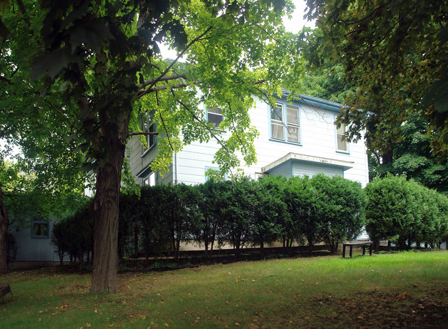 35 High St in Amesbury, MA - Foto de edificio - Building Photo