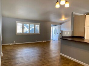 6255 S Ash Cir E in Centennial, CO - Building Photo - Building Photo