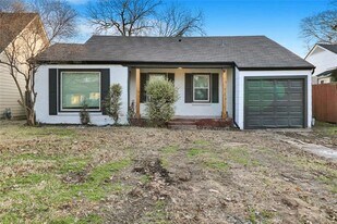 2713 Mission St in Fort Worth, TX - Building Photo