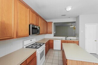 2908 Bourbon St in Fort Worth, TX - Building Photo - Building Photo