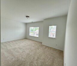 206 Summerlin Dr in Gallatin, TN - Building Photo - Building Photo