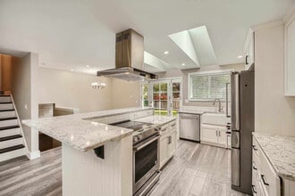 33914 35th Ave SW in Federal Way, WA - Building Photo - Building Photo