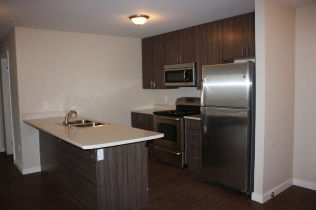 Lakeview Apartments in Labrador City, NL - Building Photo - Building Photo