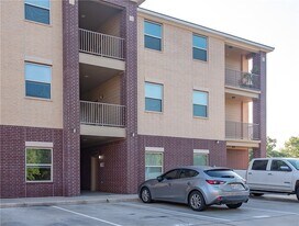 1915 Dartmouth St, Unit 554 in College Station, TX - Building Photo