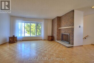 128 Loganberry Crescent in Toronto, ON - Building Photo - Building Photo