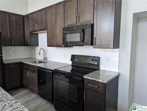 216 Penn St in Bath, PA - Building Photo - Building Photo