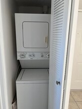 1155 NW 124th Pl, Unit 204 in Miami, FL - Building Photo - Building Photo