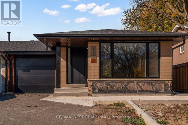 152 Clarence St in Brampton, ON - Building Photo - Building Photo