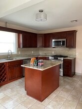 185 Christie Ave, Unit 185 Christie Ave Clifton in Clifton, NJ - Building Photo - Building Photo