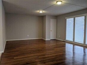 10 Brig Dean Rd-Unit -2 in Rogers, AR - Foto de edificio - Building Photo