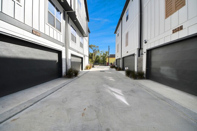 property at 2524 Live Oak St