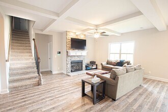 1197 Eagles Nest Ln in Clarksville, TN - Building Photo - Building Photo