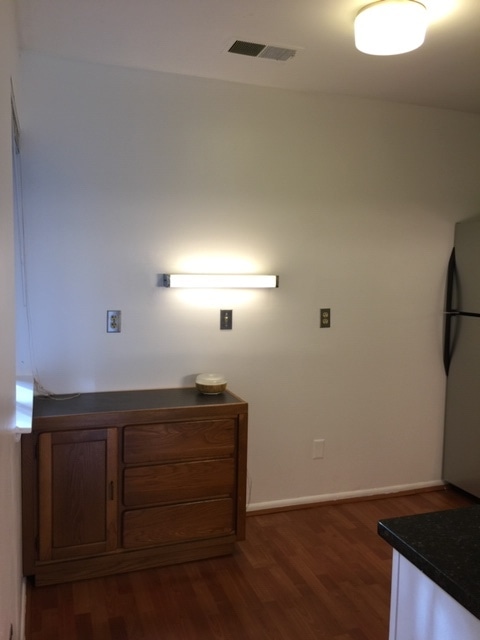 1710 Westwind Way in McLean, VA - Building Photo - Building Photo