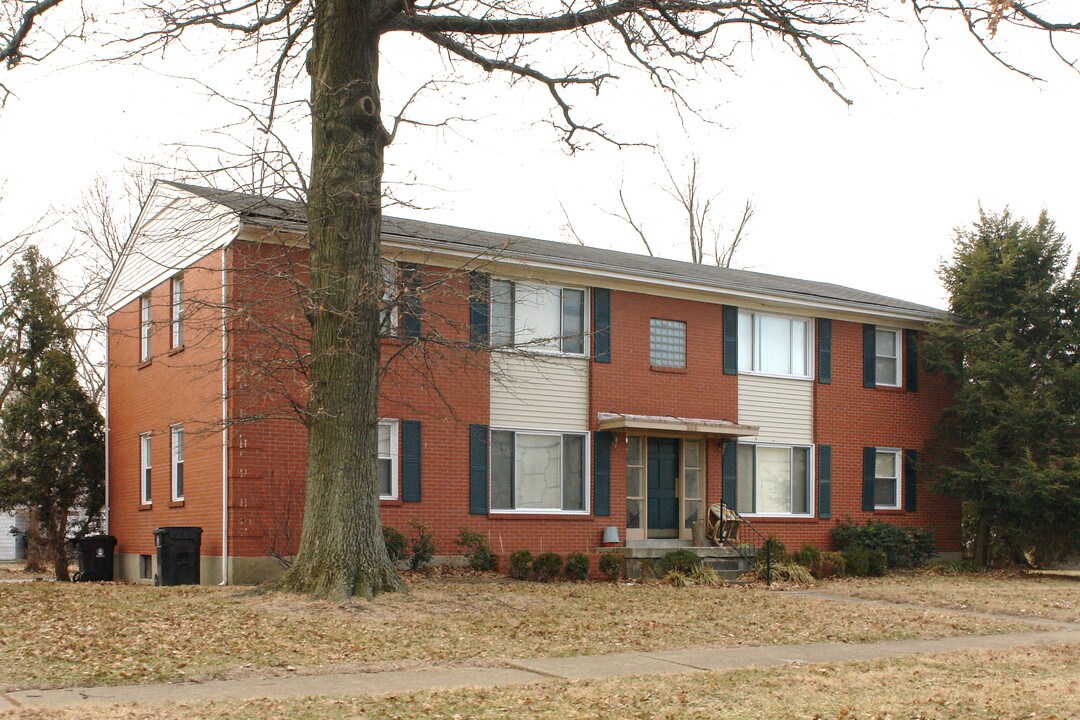 3538 Brockton Ln in Louisville, KY - Foto de edificio