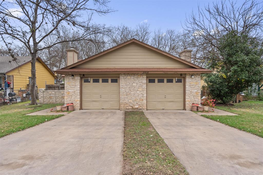 2216 Donahue Ln in Austin, TX - Building Photo