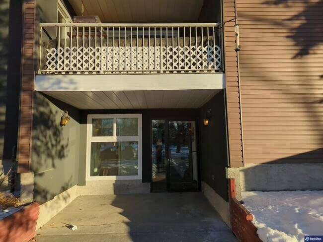 10837-10117 117 St NW in Edmonton, AB - Building Photo - Building Photo