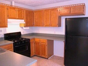 1210 Mimosa Cir in Mableton, GA - Building Photo - Building Photo