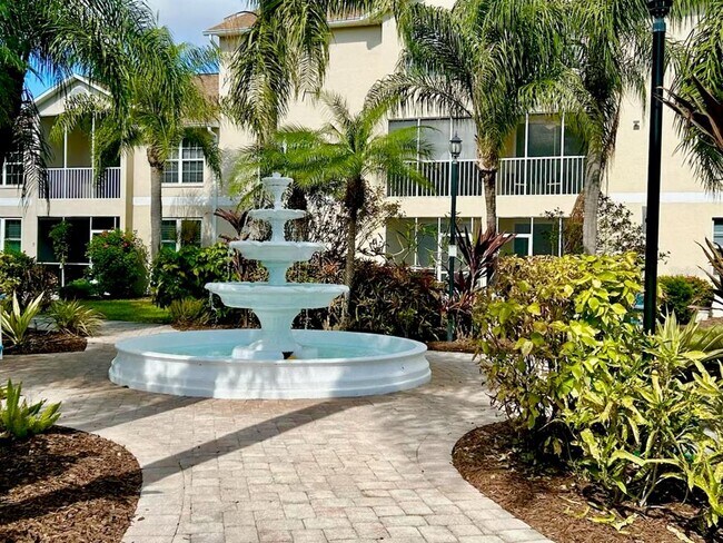 4250 Players Pl in Sarasota, FL - Building Photo - Building Photo