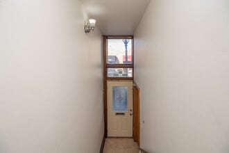 71 N Williams St in Crystal Lake, IL - Building Photo - Building Photo