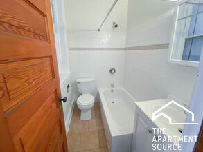 3637 N Paulina St, Unit #1 in Chicago, IL - Building Photo - Building Photo