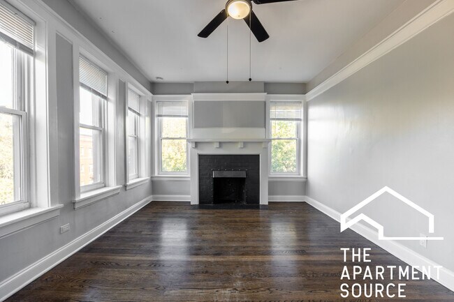 6259 N Lakewood Ave in Chicago, IL - Foto de edificio - Building Photo