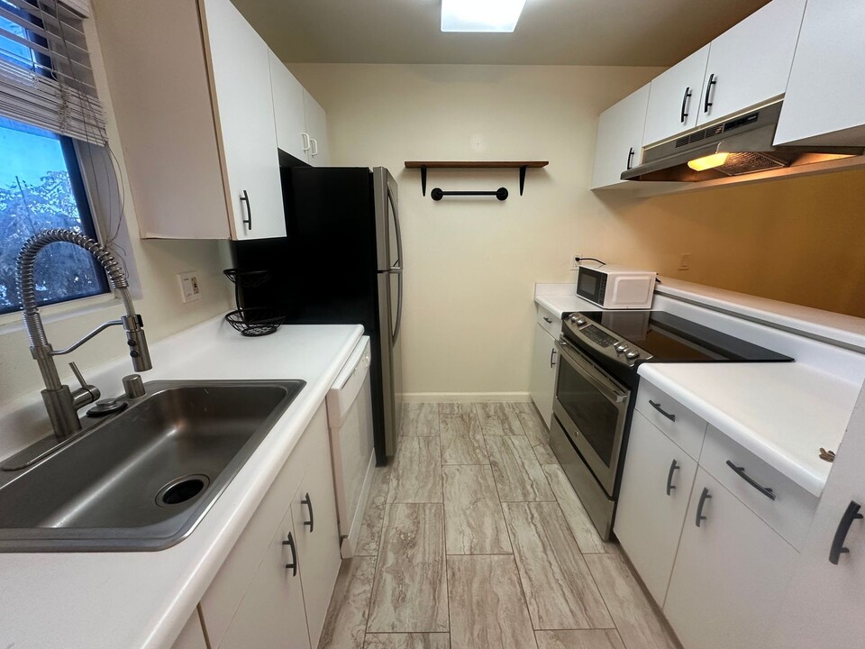 60 Waipaa Ln in Wailuku, HI - Building Photo