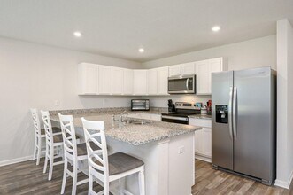 42 Lockwood Way E in Defuniak Springs, FL - Building Photo - Building Photo