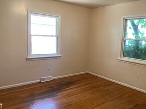 4934 N 53rd St in Milwaukee, WI - Building Photo - Building Photo