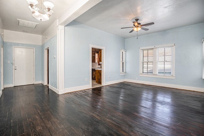 3309 Ursuline St in Galveston, TX - Building Photo - Building Photo